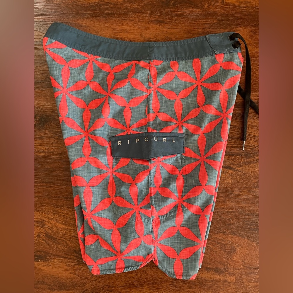 Rip Curl Board Shorts - image 4